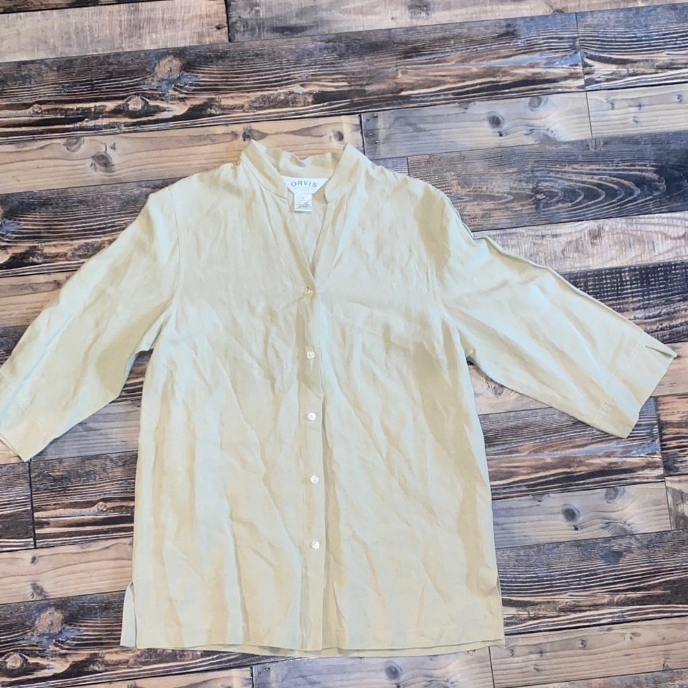 Orvis Linen Silk blend v neck  Button Down Shirt